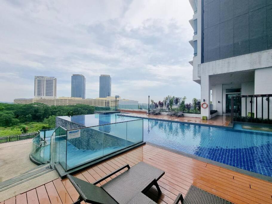 Apartment Jb Southkey Midvalley Cozy *